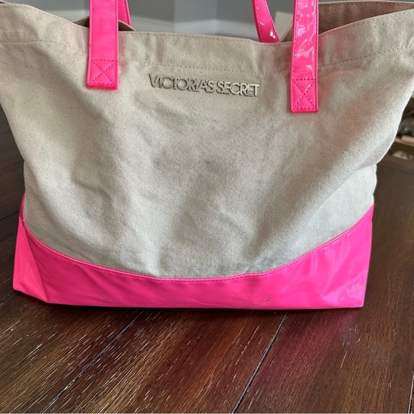 Victoria’s Secret tote bag - Picture 7 of 13